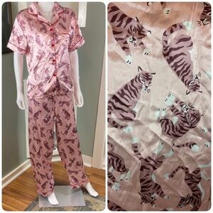 Novelty Shiny Satin Tigers Pink Pajama Pants Shirt Matching Set XL XLarge
